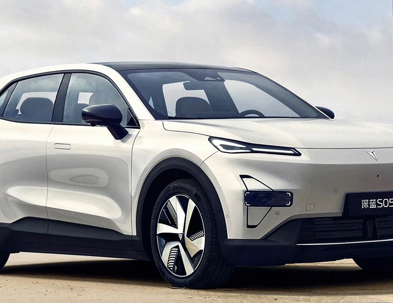 Deepal S05 battery-electric SUV — 510 km CLTC range, real production unit