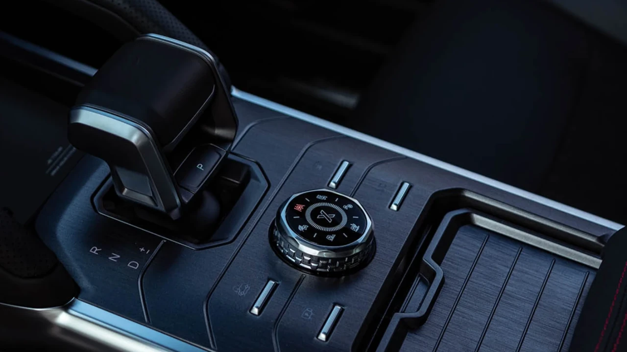 Jetour T2 cockpit detail 3